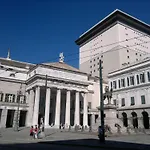 La Casa Di Sant\'Agostino
